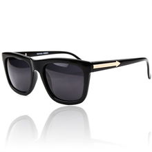 包 啄木鳥眼鏡價格、比價導購與評測 易購網眼鏡選購指南